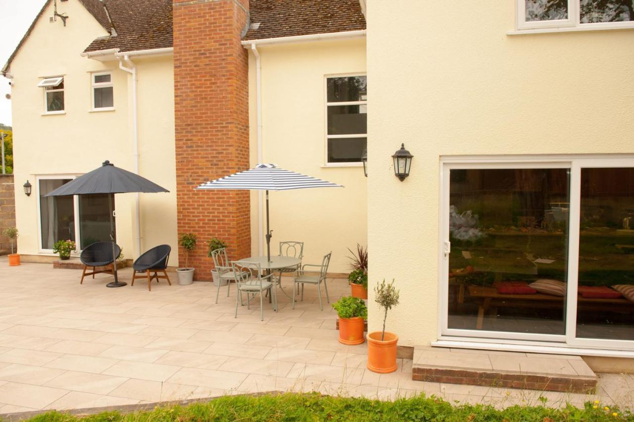 Brooklands Villa ไลม์รีจิส ภายนอก รูปภาพ